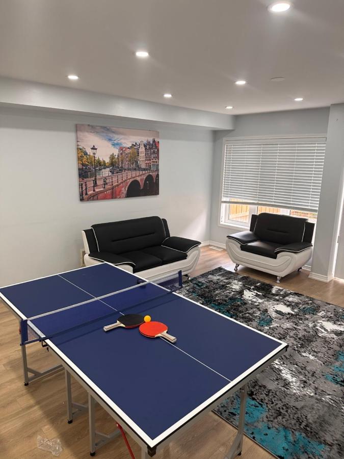 Cmoney Beautiful Home 2 布兰普顿 外观 照片